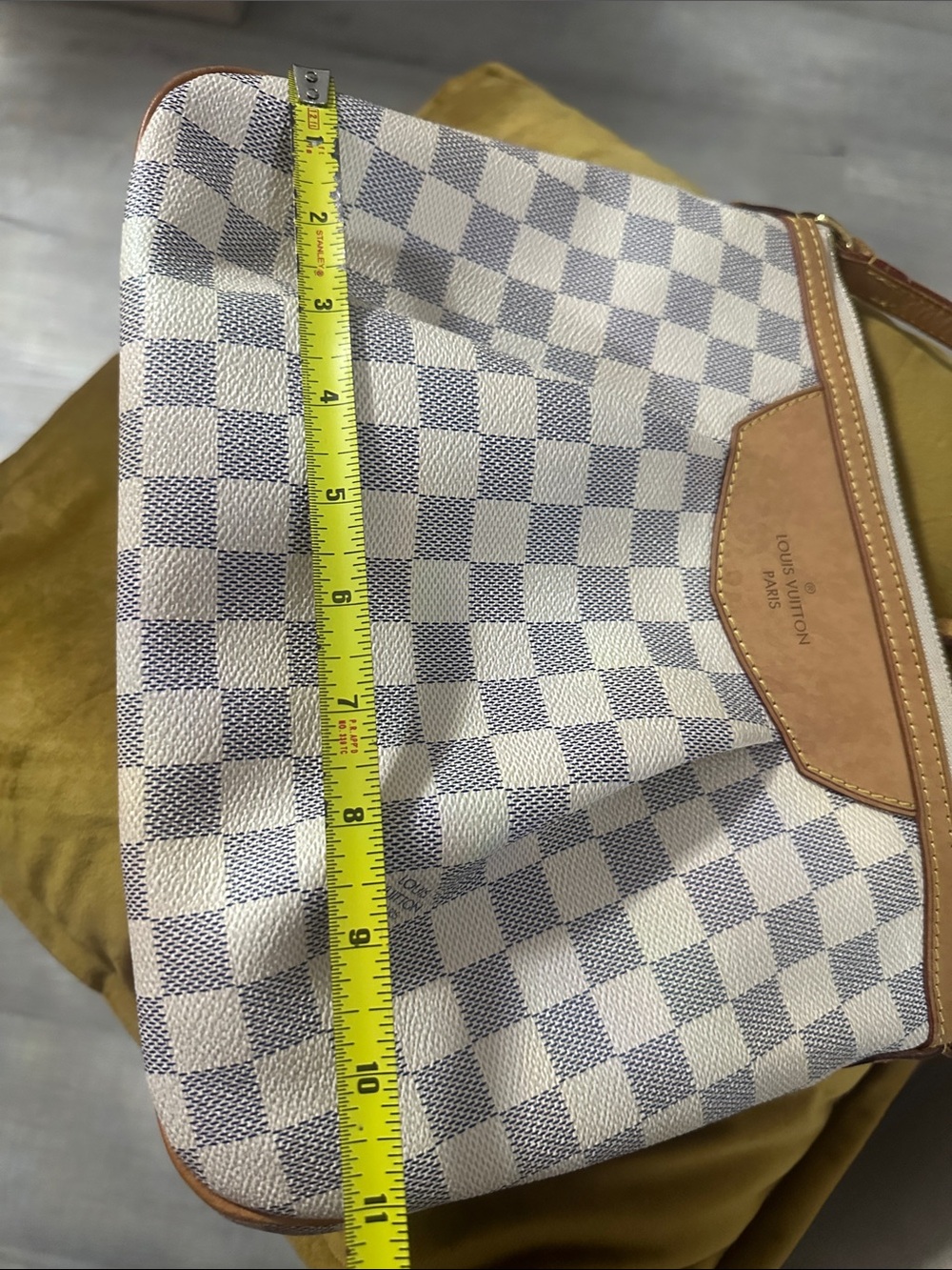 Louis Vuitton Damier Azur Siracusa Crossbody - Picture 15 of 16